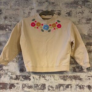 Beautiful Embroidered “Rosalia” sweatshirt - 10Y - new!